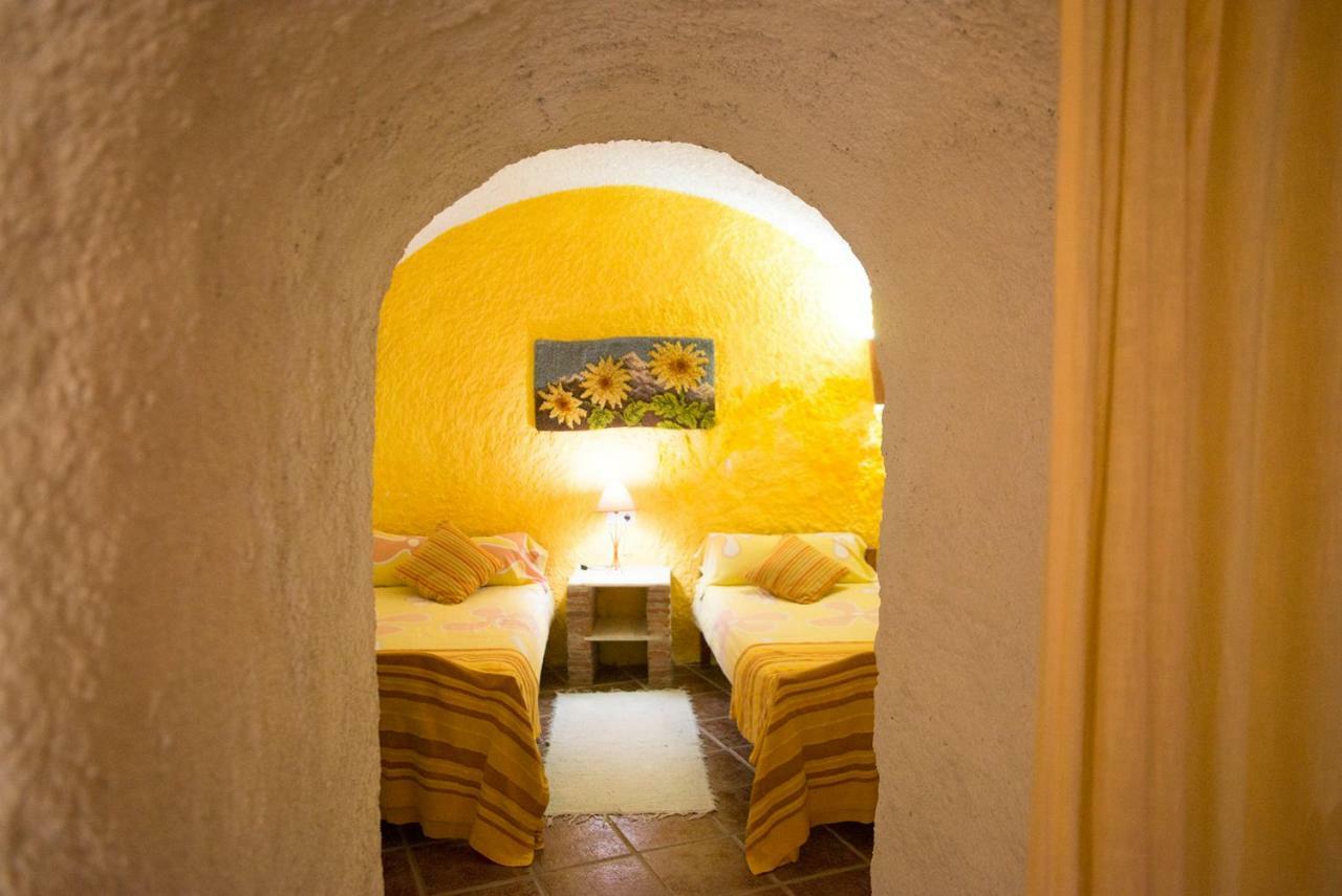 Cuevas De Rolando Guest House Guadix Luaran gambar